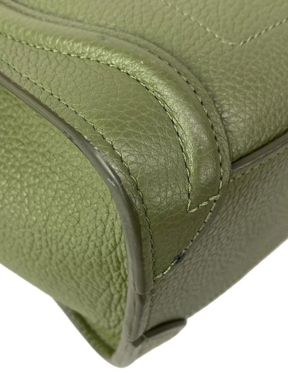 CELINE Luggage Nano Shopper Green Leather Handbag - Picture 6 of 15